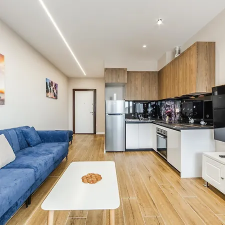 Infinity Beachfront By Ps *