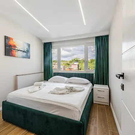 Infinity Beachfront By Ps Apartament