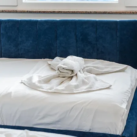 Infinity Beachfront By Ps Apartament