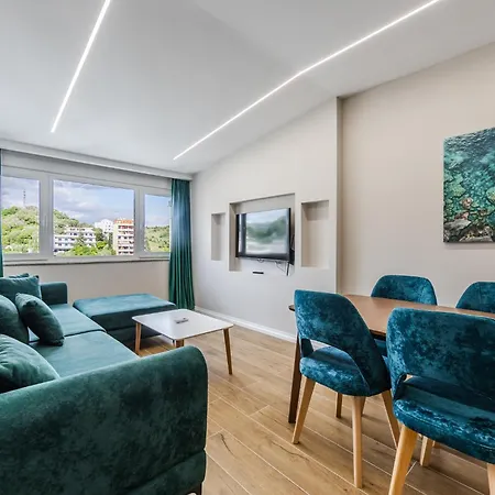 Apartment Infinity Beachfront By Ps Durrës