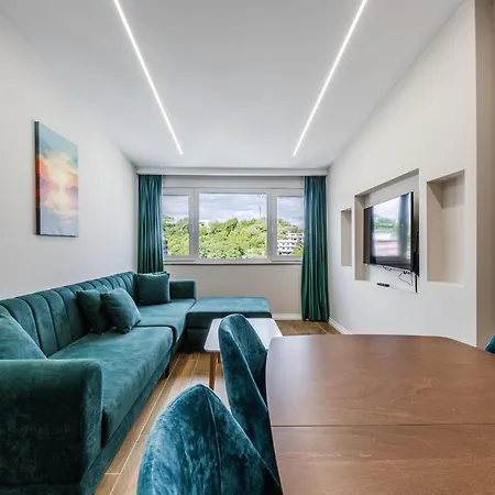 Infinity Beachfront By Ps Apartman *