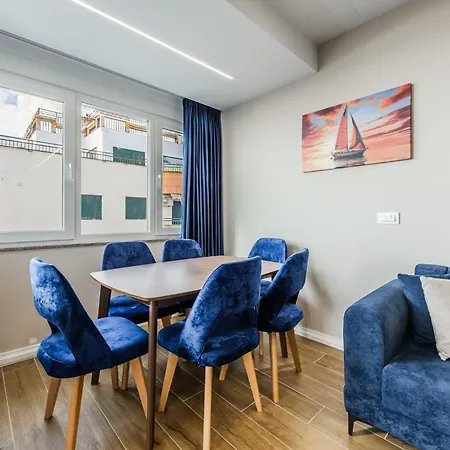 Infinity Beachfront Suites By Premium Selection