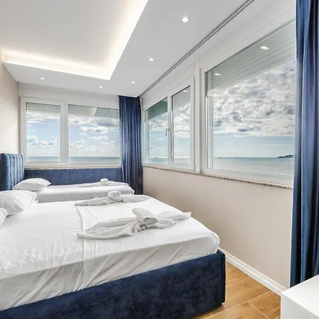Infinity Beachfront Suites By Premium Selection Дуррес