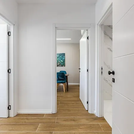 Infinity Beachfront Suites By Premium Selection *