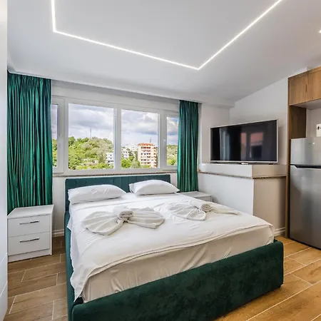 Infinity Beachfront Suites By Premium Selection * Дуррес