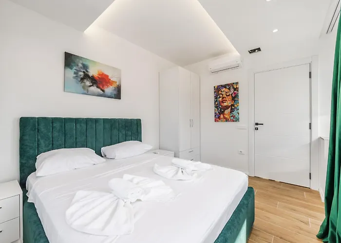 Infinity Beachfront By Ps Апартаменты *