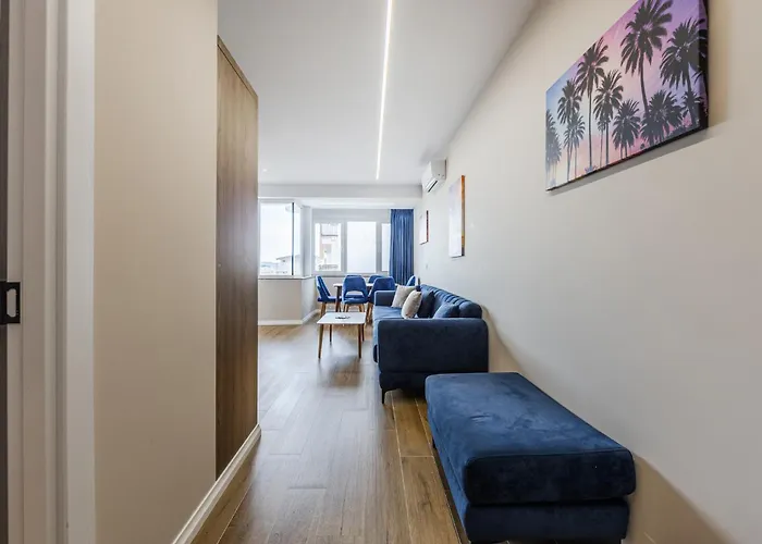 Infinity Beachfront By Ps Apartment *