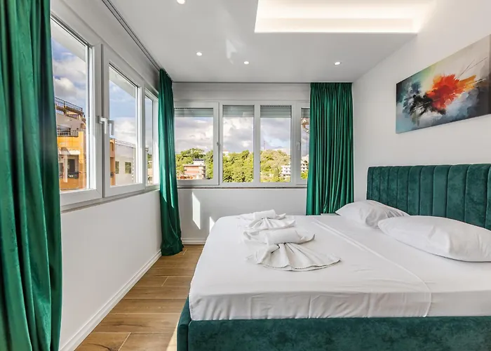 Infinity Beachfront By Ps * دراس