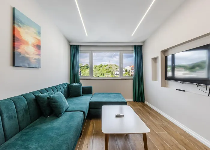 Infinity Beachfront By Ps *